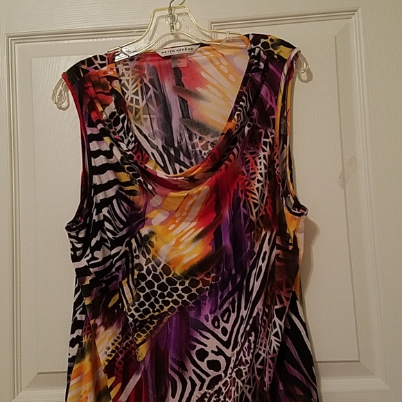 XL Tunic - Picture 3 of 4